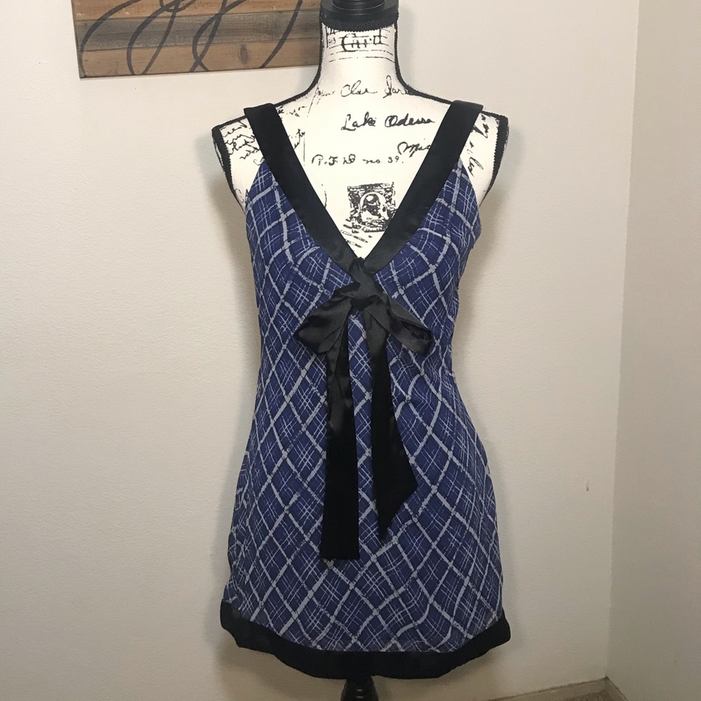 Guess Mini Dress V Drop Back Front Tie Zip Up 3